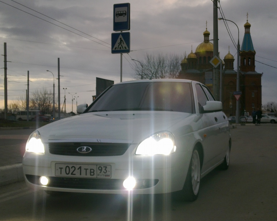 Ксенон+сигналы — Lada Приора седан, 1,6 л, 2011 года | тюнинг | DRIVE2