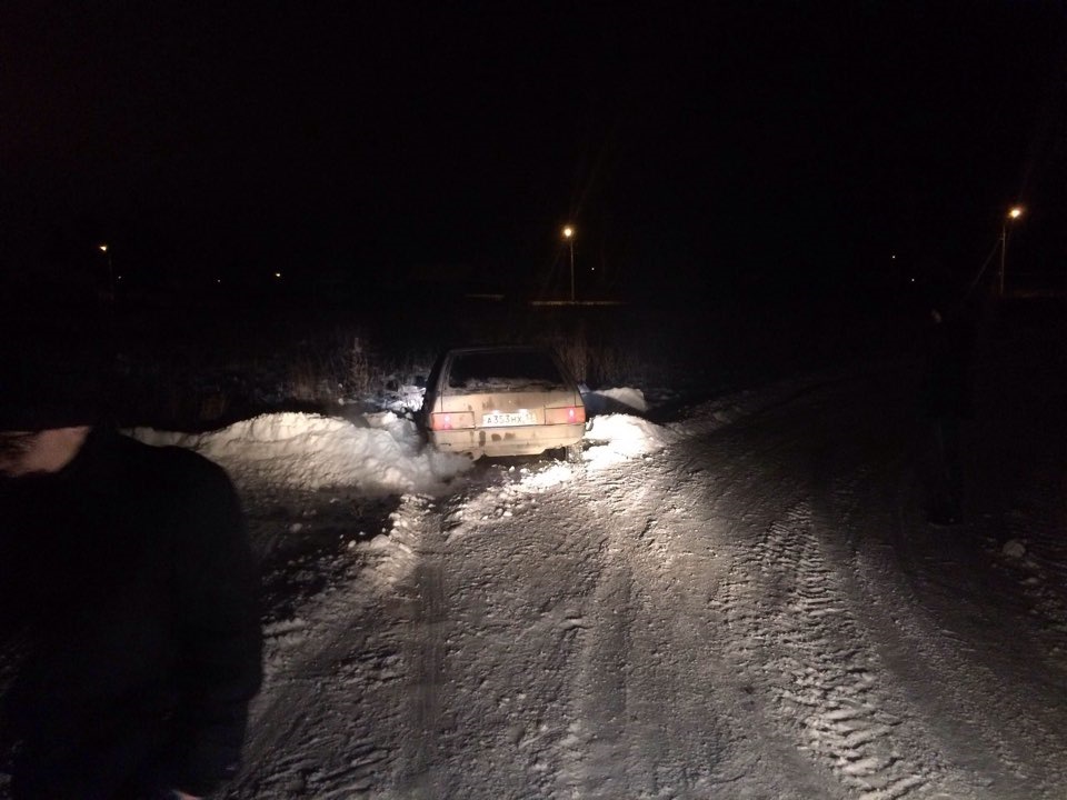 Покатушки#Арабский дрифт без ручника — Lada 21093i, 1,5 л, 2002 года ...