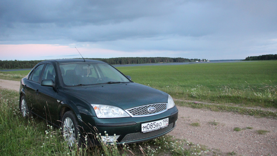 Ford Mondeo Honour Green