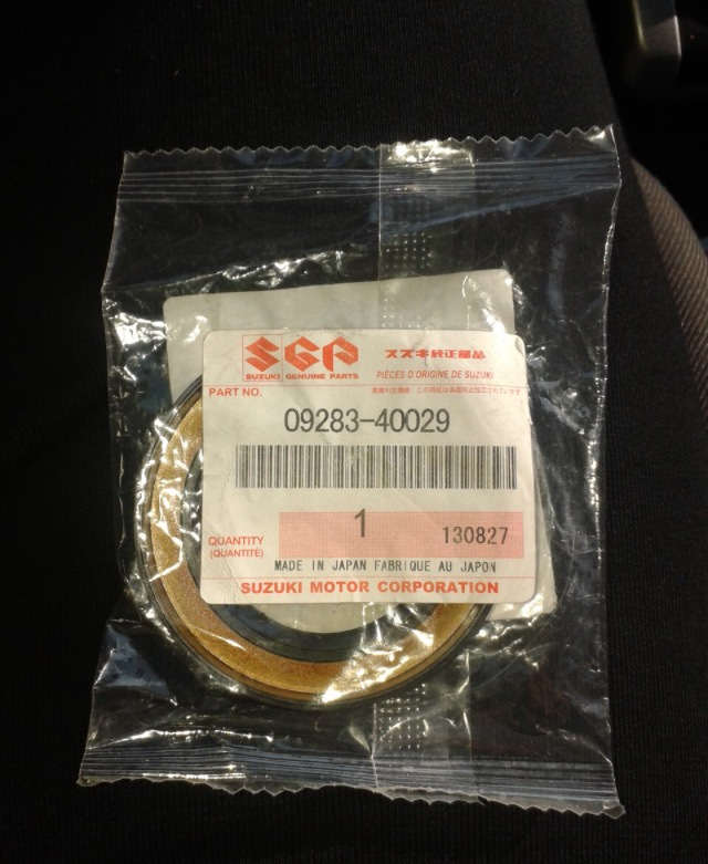 Сальник переднего моста гранд витара. 0 артикул оригинал. Сальник переднего моста сузуки гранд витара 2. Сальник переднего моста сузуки гранд витара 2. 0 автомат.