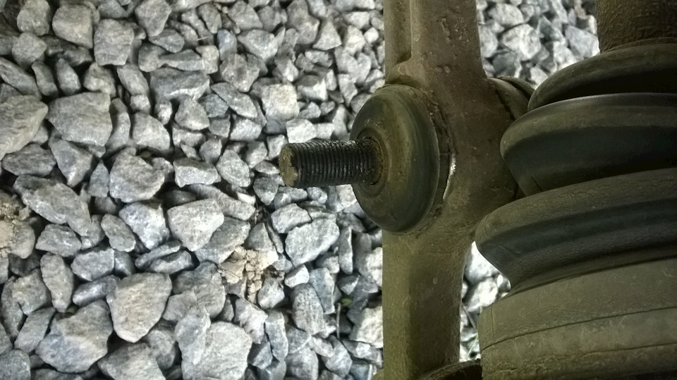 замена грибков стабилизатора на сайленблоки крабов ваз 08 и родных ...