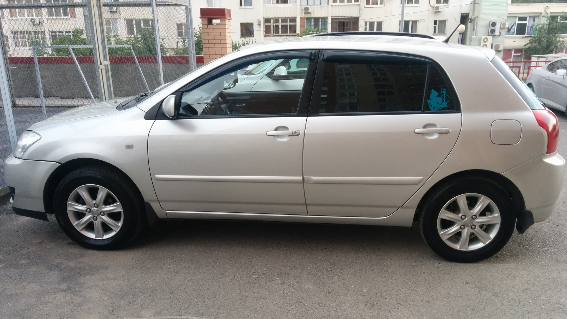 Toyota Corolla (120) 1.6 бензиновый 2006 | БМВ -Боевая Машина Влада на  DRIVE2