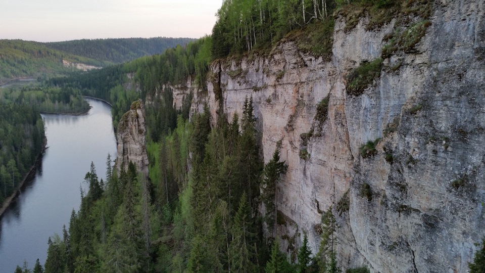 Грунты пермского края. Зона серая скала Пермский край. Алебастрово Пермский край. Усьвинские столбы Пермский край Чайковский. Усьва шахта