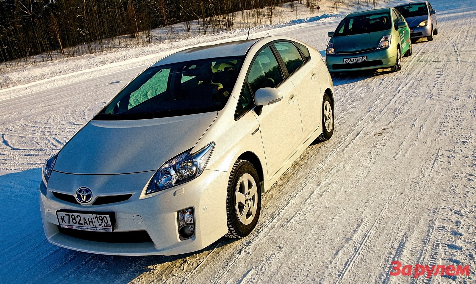 Toyota Prius трех поколений: Вольт-мэтры — Сообщество «Гибридные  автомобили» на DRIVE2