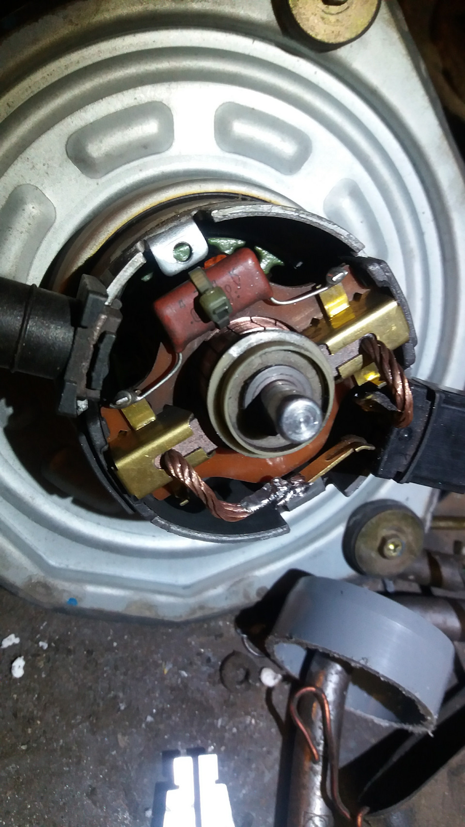 Замена щеток вентилятора печки Нубира — Daewoo Nubira I, 1,6 л, 1998 ...