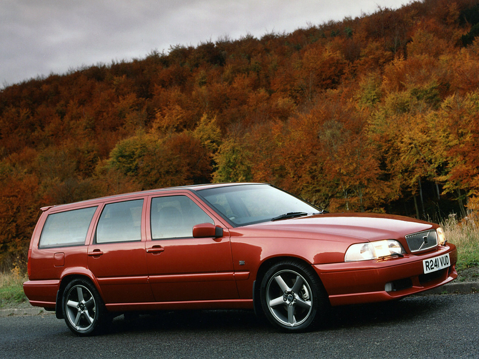 Volvo s70 фото