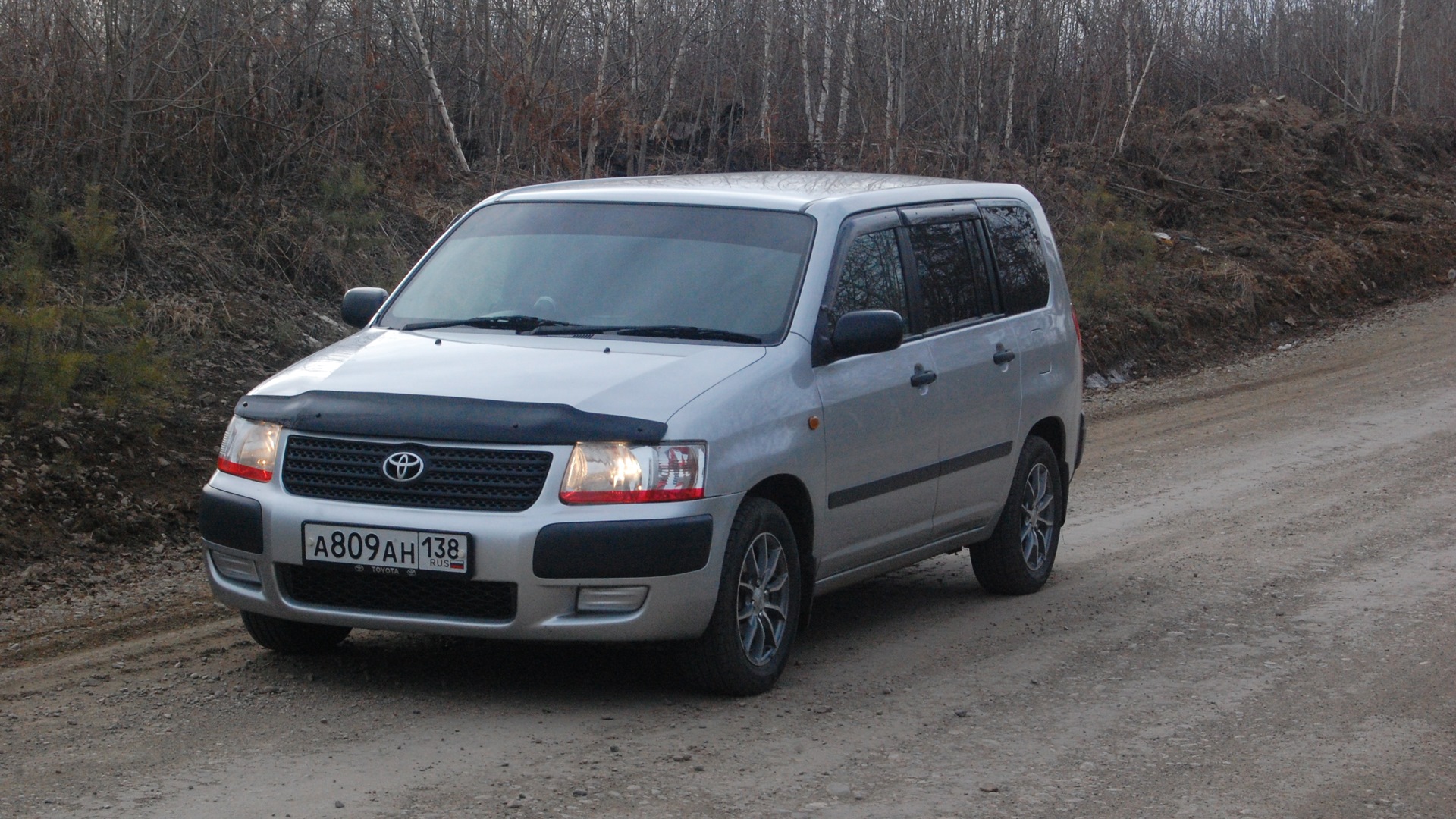 Toyota succeed 4wd