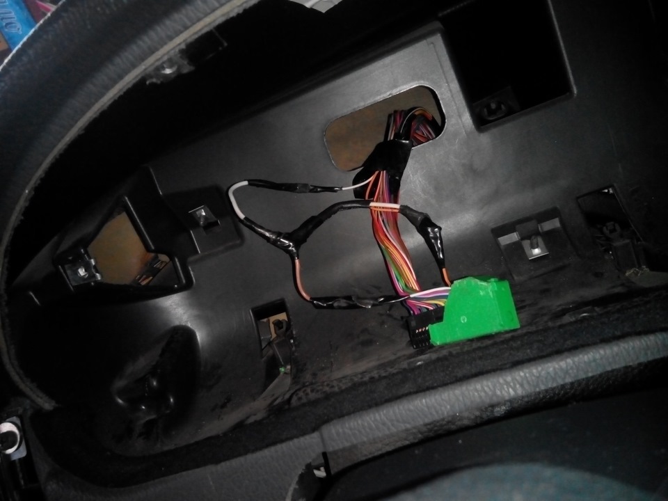 Приборка загорается при зажигании — Lada Приора универсал, 1,6 л, 2009 ...