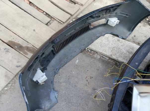 Когда лень по человечески подключить туманки (Колхозинг) — Skoda Fabia ...