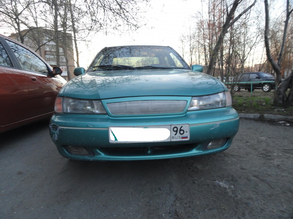 сетка в решетку радиатора — Daewoo Nexia (2G), 1,5 л, 2000 года ...
