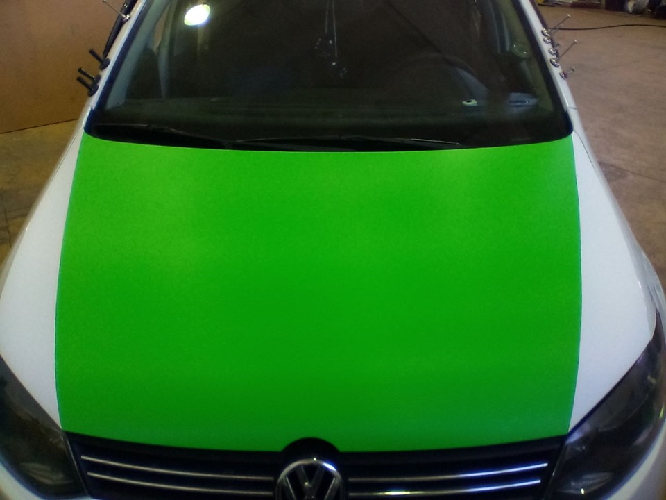 Обтяжка авто в 2 Цвета, Карбоновой пленкой у ребят в сервисе с драйв 2 ...