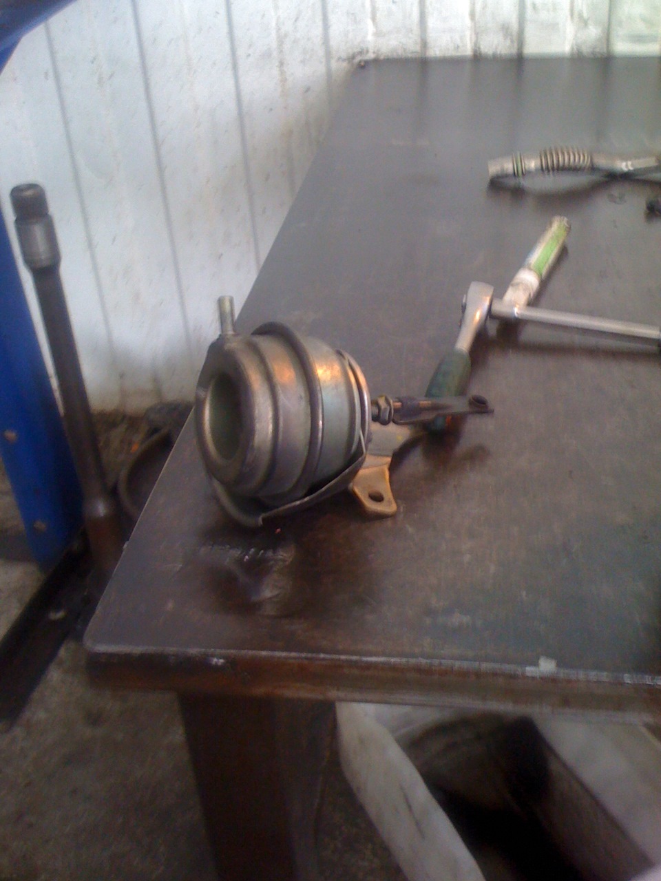 Чистка геометрии турбины + глушим ЕГР — Audi A6 (C5), 2,5 л, 2003 года ...