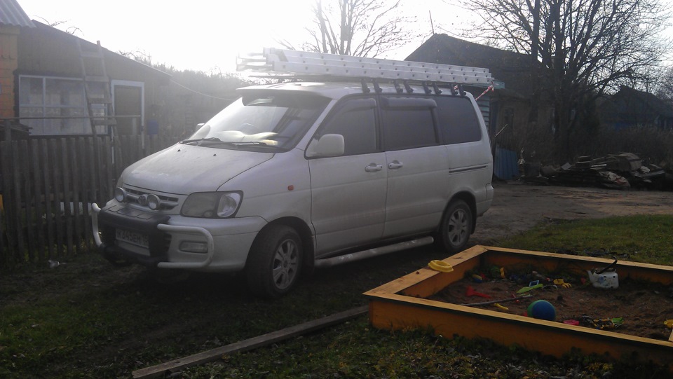 Toyota lite ace noah отличия toyota town ace noah