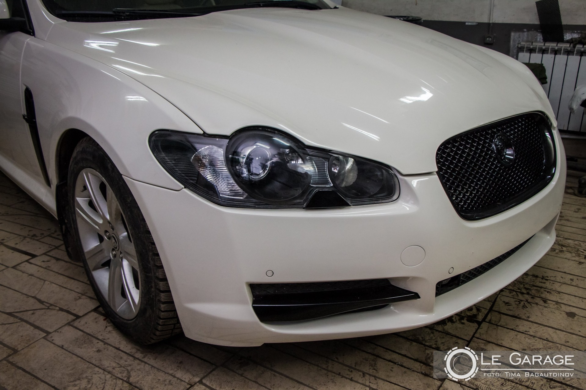 Jaguar XF антихром