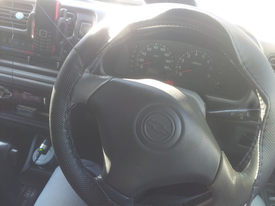 оплетка на руль — Suzuki Jimny (1G), 1,3 л, 1998 года | аксессуары | DRIVE2