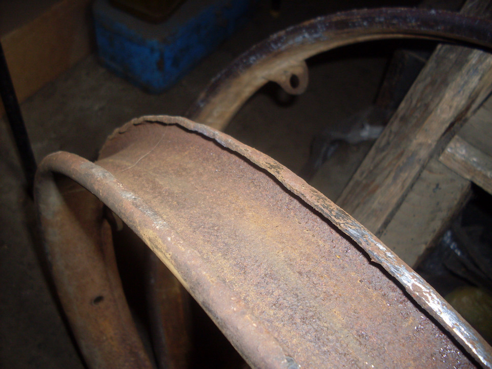 Restoration of a Ford T 1912 h 5 Wood wheel