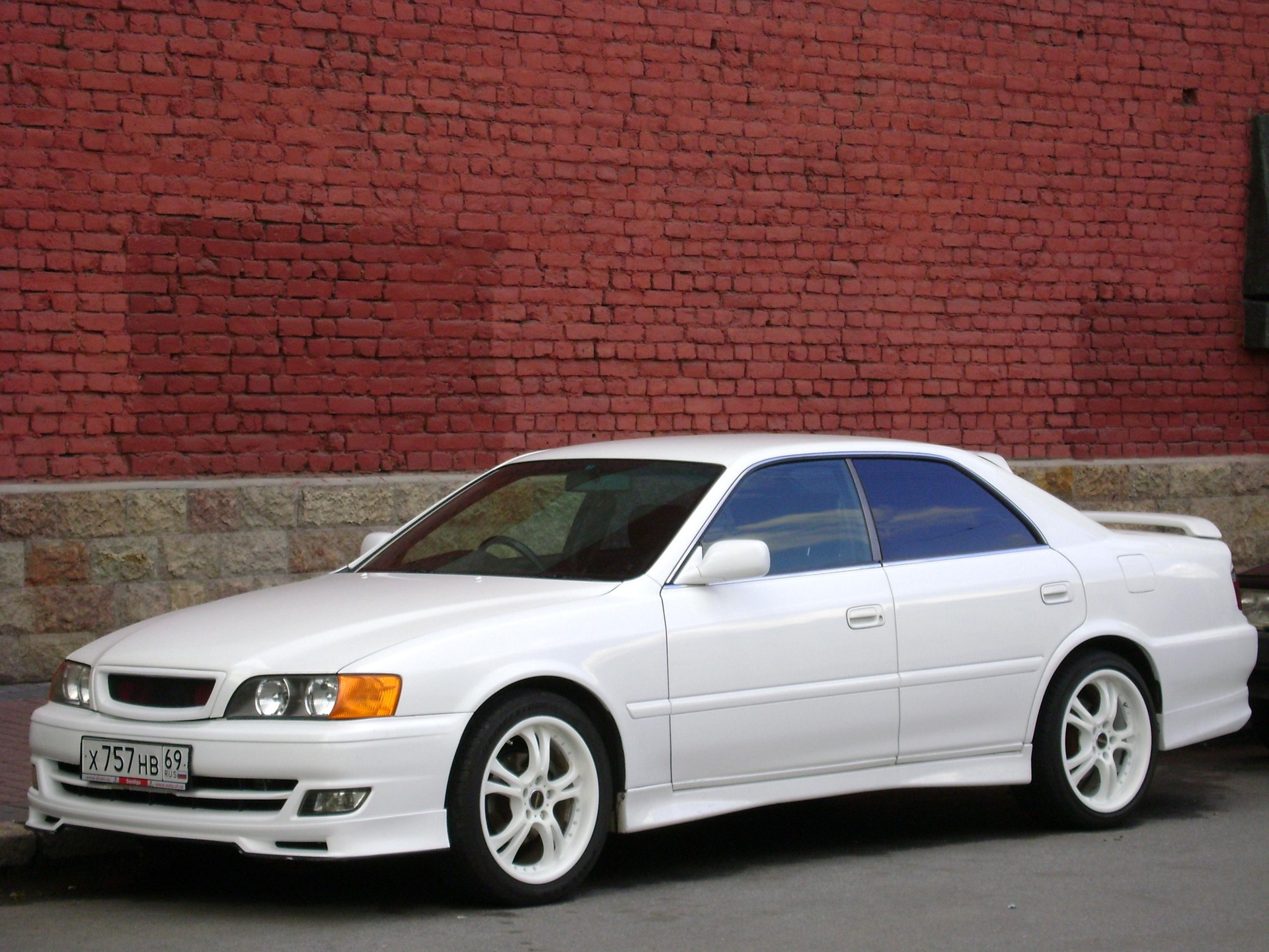 Toyota Chaser Tourer s2010