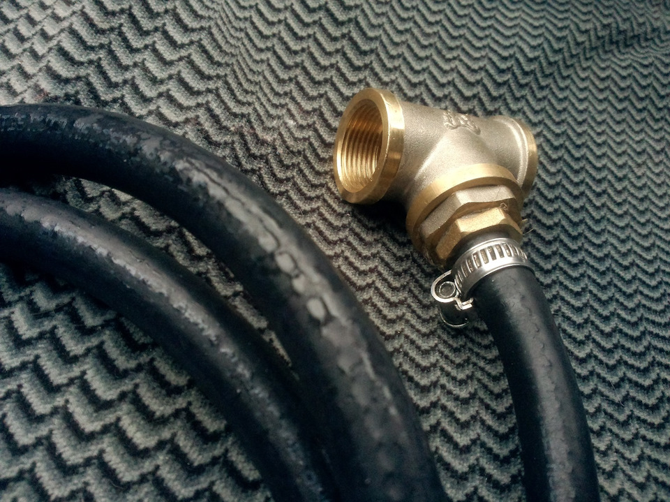 Радиатор охлаждения, поломка штуцера — ИЖ 2126, 1,6 л, 2001 года ...