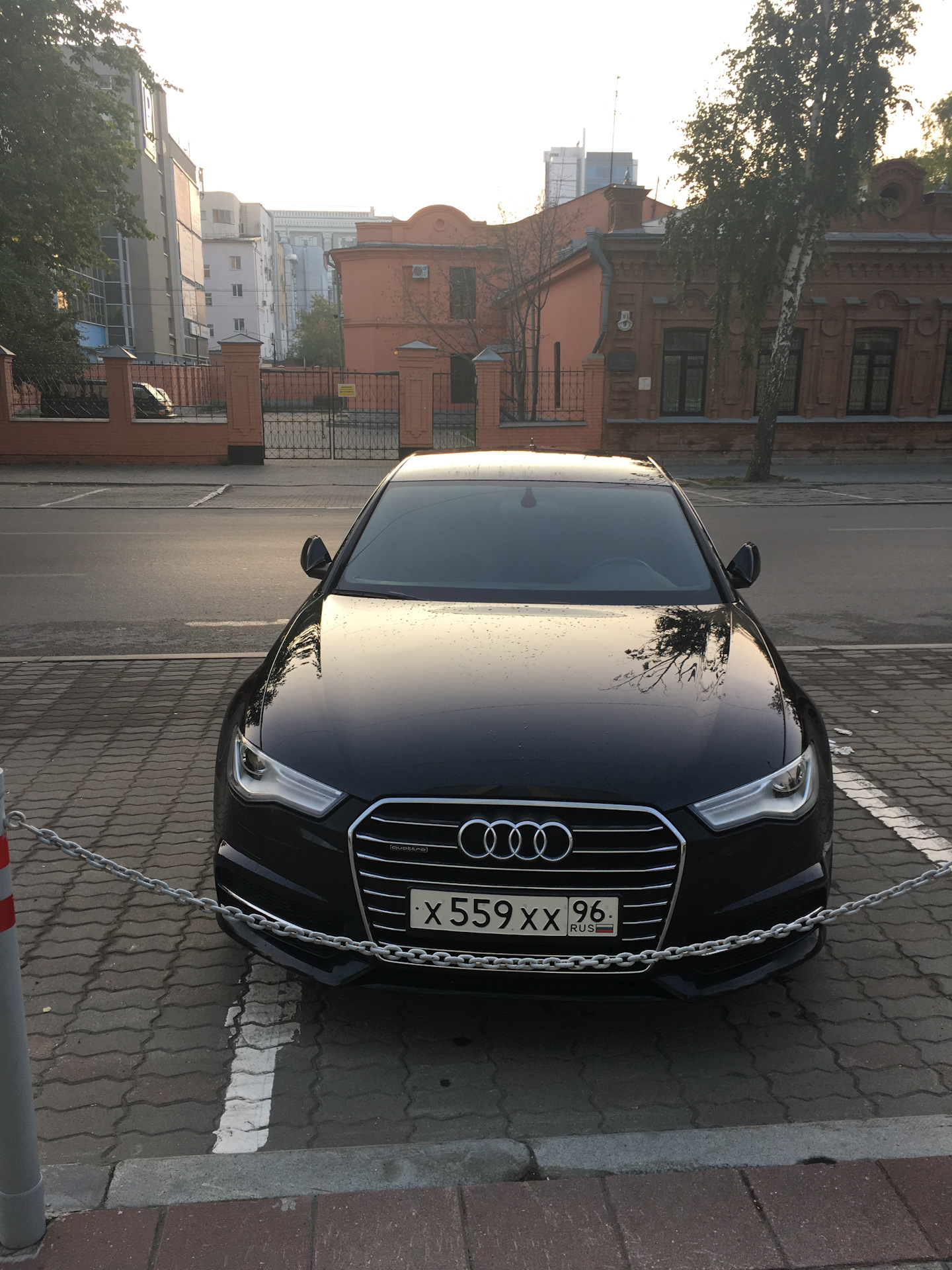 Ауди а6 черная тонированная