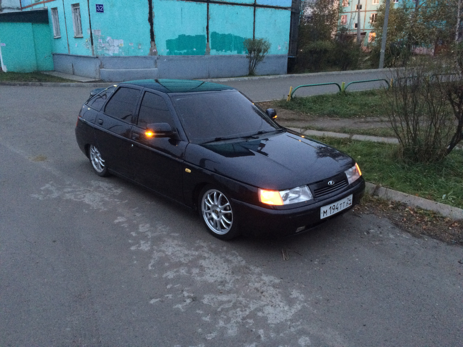 Peugeot 605