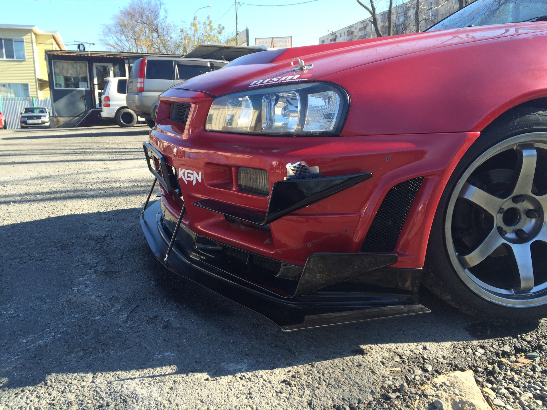 Neksa Autotuning Skyline r34