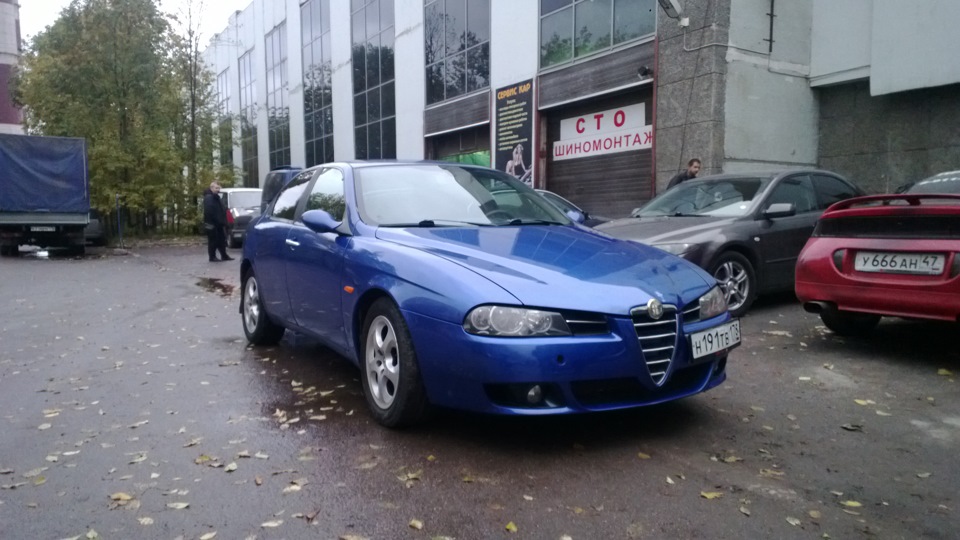 подскажите как снять заднюю полку чтобы ни чего не сломать. — Alfa ...