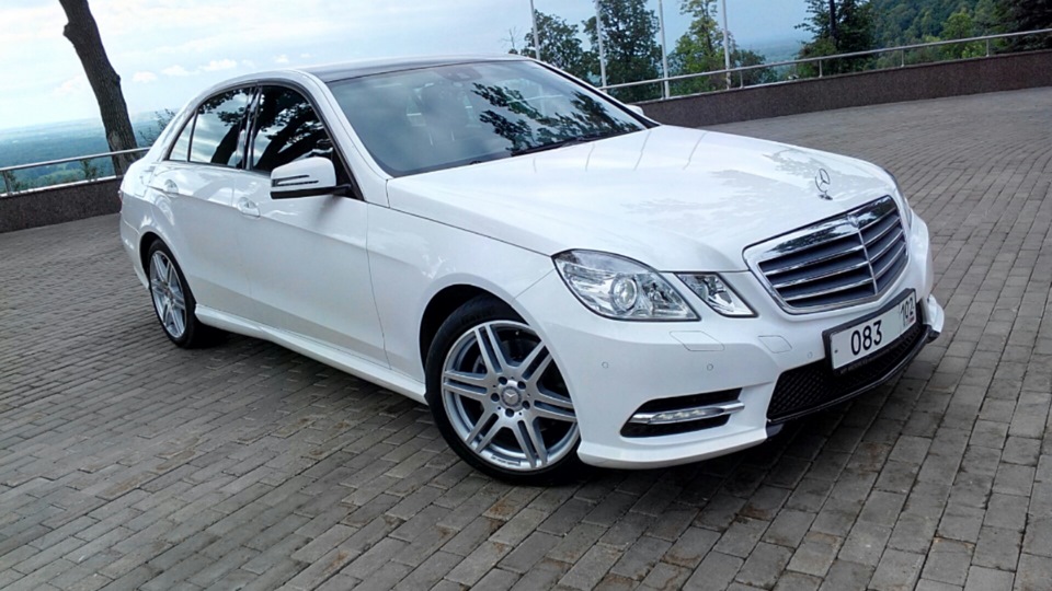 Mercedes Benz e300 w212 Р±РµР»С‹Р№