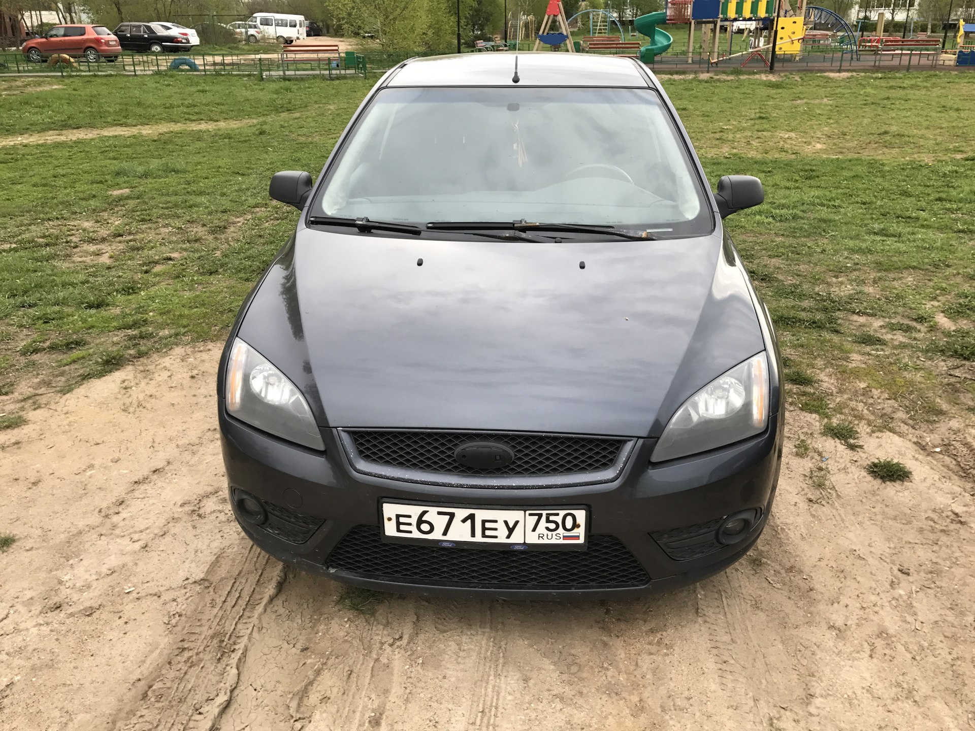 Grey ford. Ford Focus Sea Grey. Форд фокус 2 Sea Grey. Ford Sea Grey 6dye. Форд фокус 2 Рестайлинг Sea Grey.