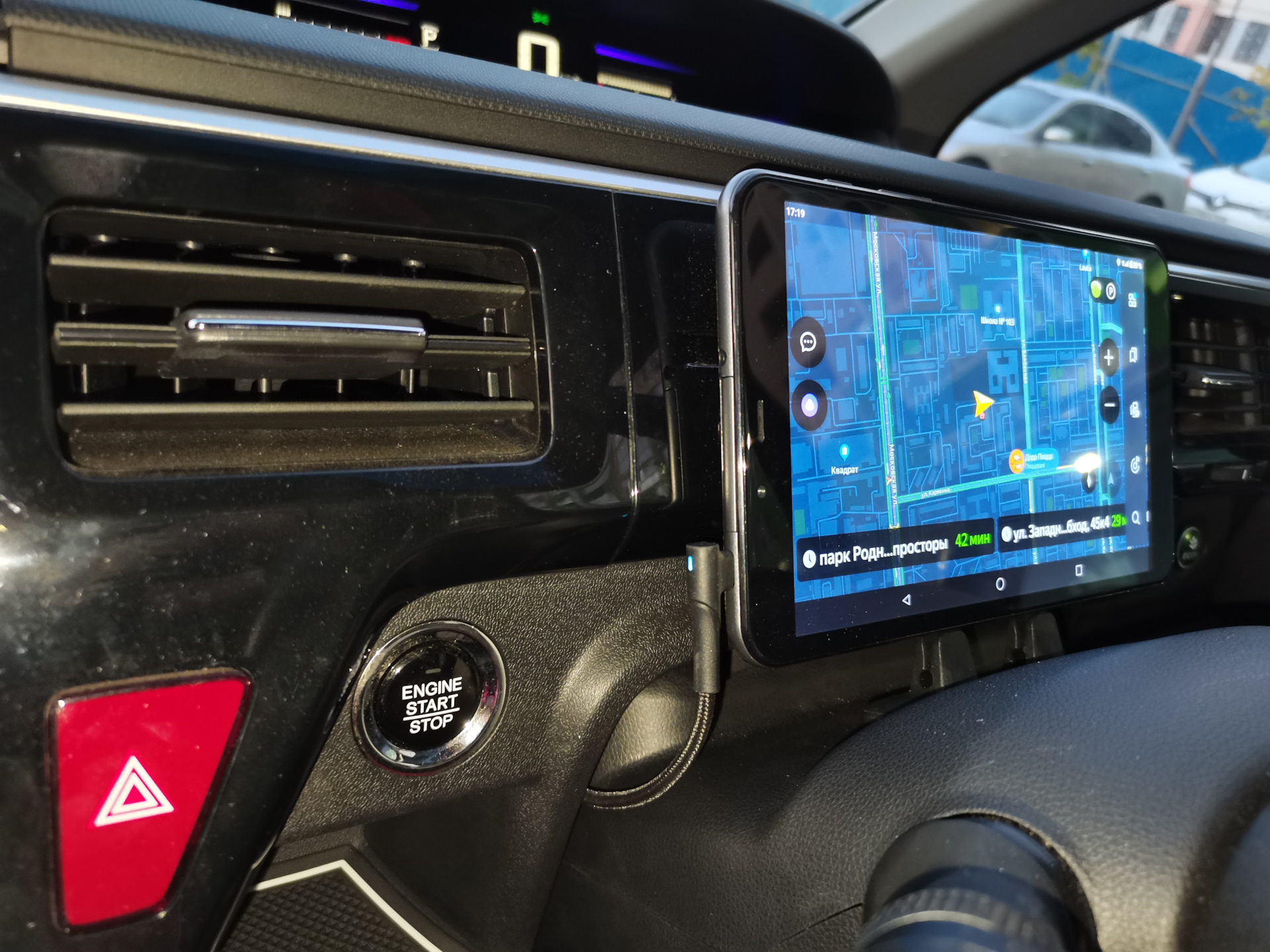 Видео регистратор и планшет. — Honda Stepwgn (5G), 1,5 л, 2019 года ...