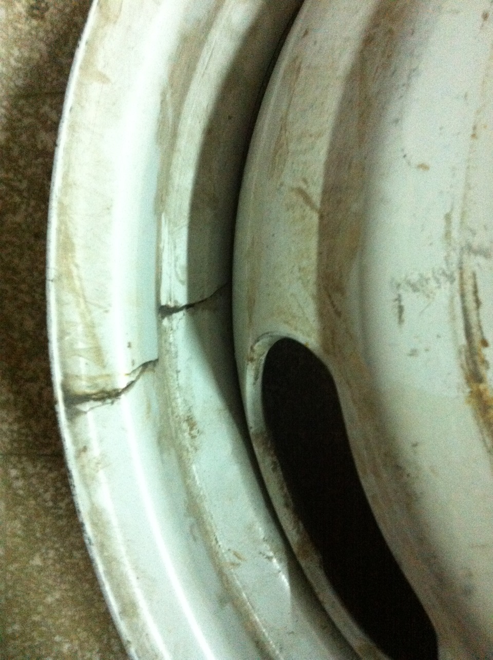 треснул диск — ГАЗ Газель, 2,8 л, 2013 года | колёсные диски | DRIVE2