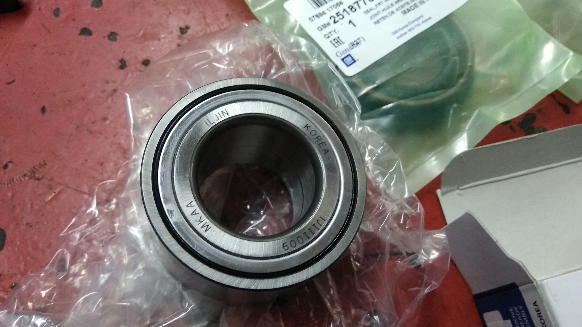 10. Сальники КПП. Сайлентблоки рычагов. Ступичный подшипник ...