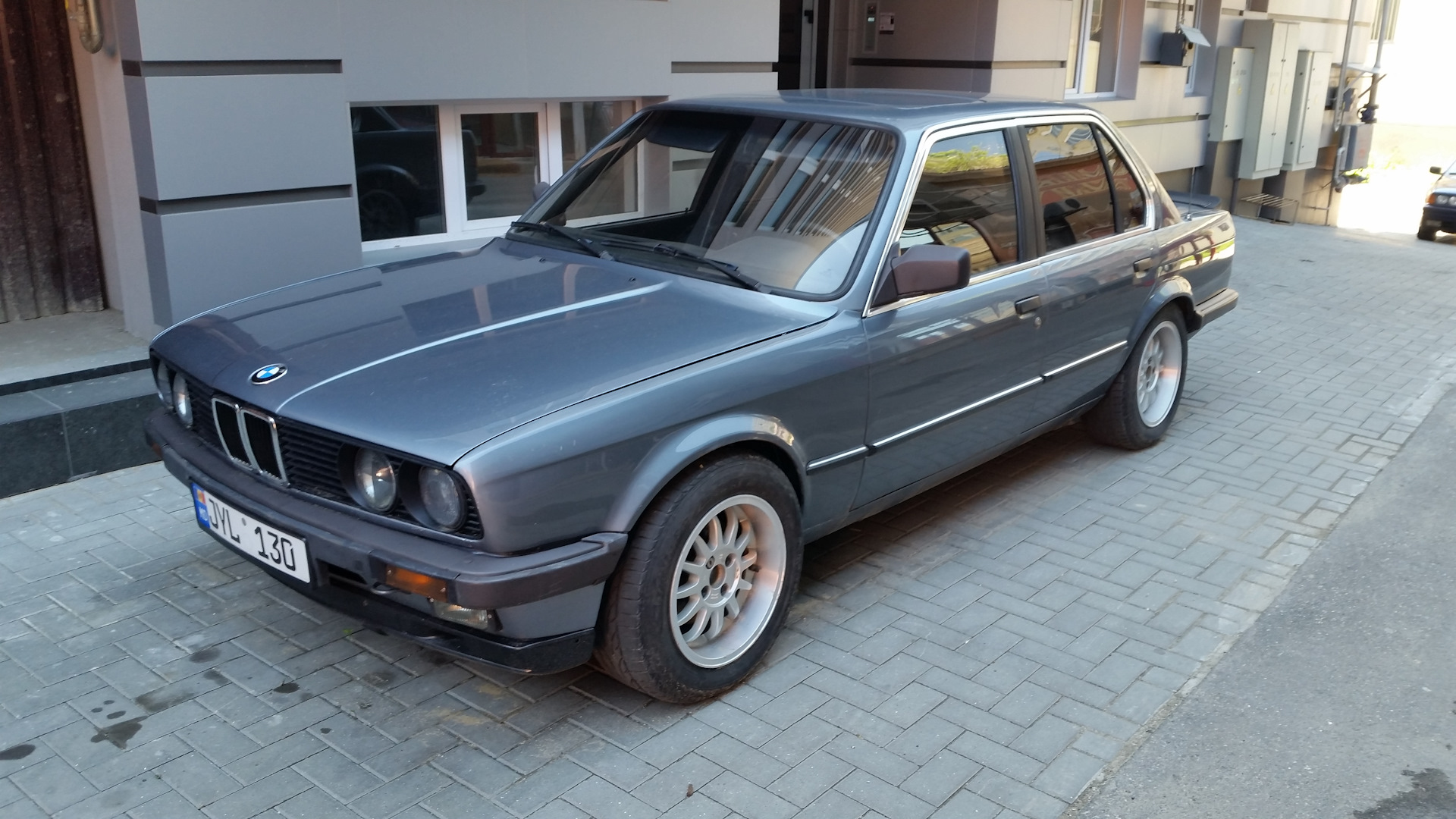 Бмв 1986. BMW 3 1986. БМВ 316 1986. БМВ 320 1986г.