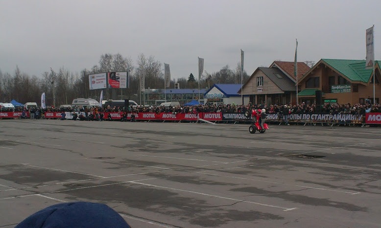 Фото в бортжурнале Honda Civic Hatchback (7G)