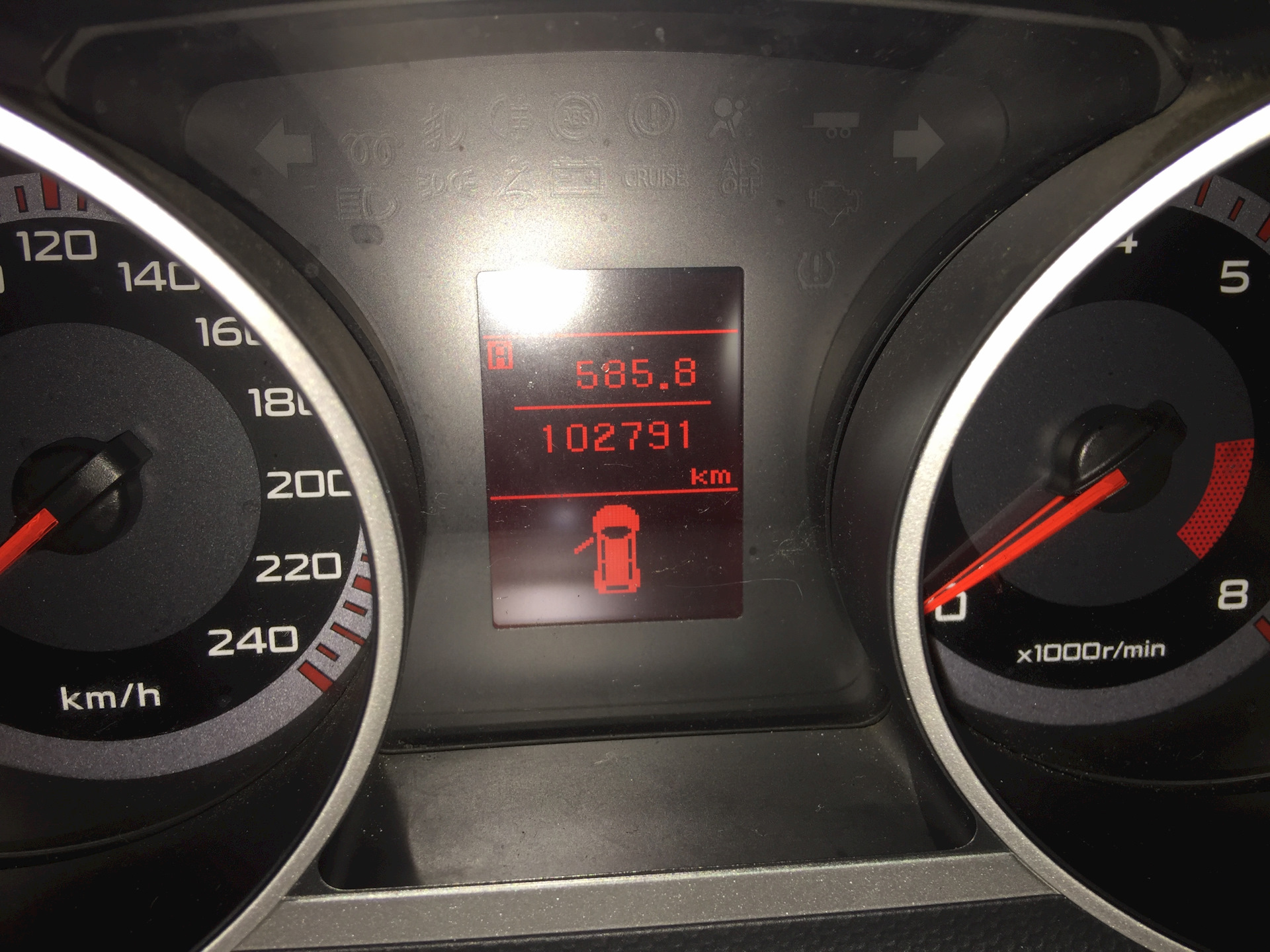 Замена масла — Mitsubishi Outlander XL, 2,4 л, 2008 года | своими ...