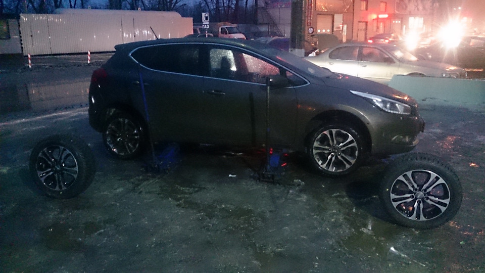 Внеплановое обновление колес — KIA Ceed (2G), 1,6 л, 2013 года | шины ...