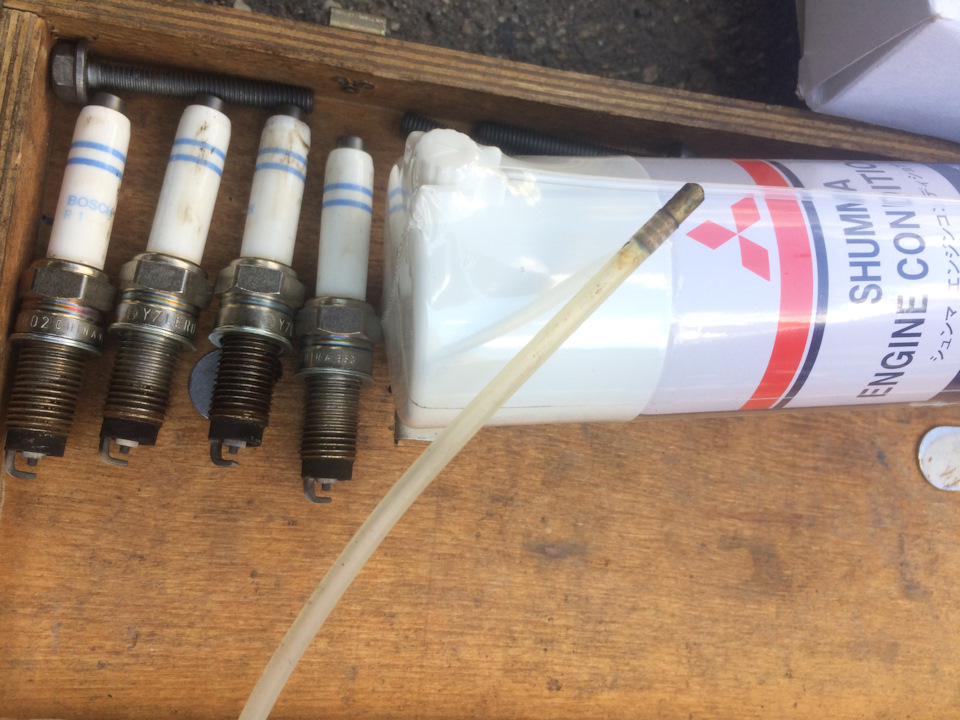 CWVA замена воздушного фильтра, свечей, раскосковка Mitsubishi Shumma ...