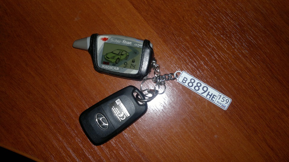 Не-Не слышал Брелок с номером автомобиля))) — Hyundai Solaris Hatchback ...