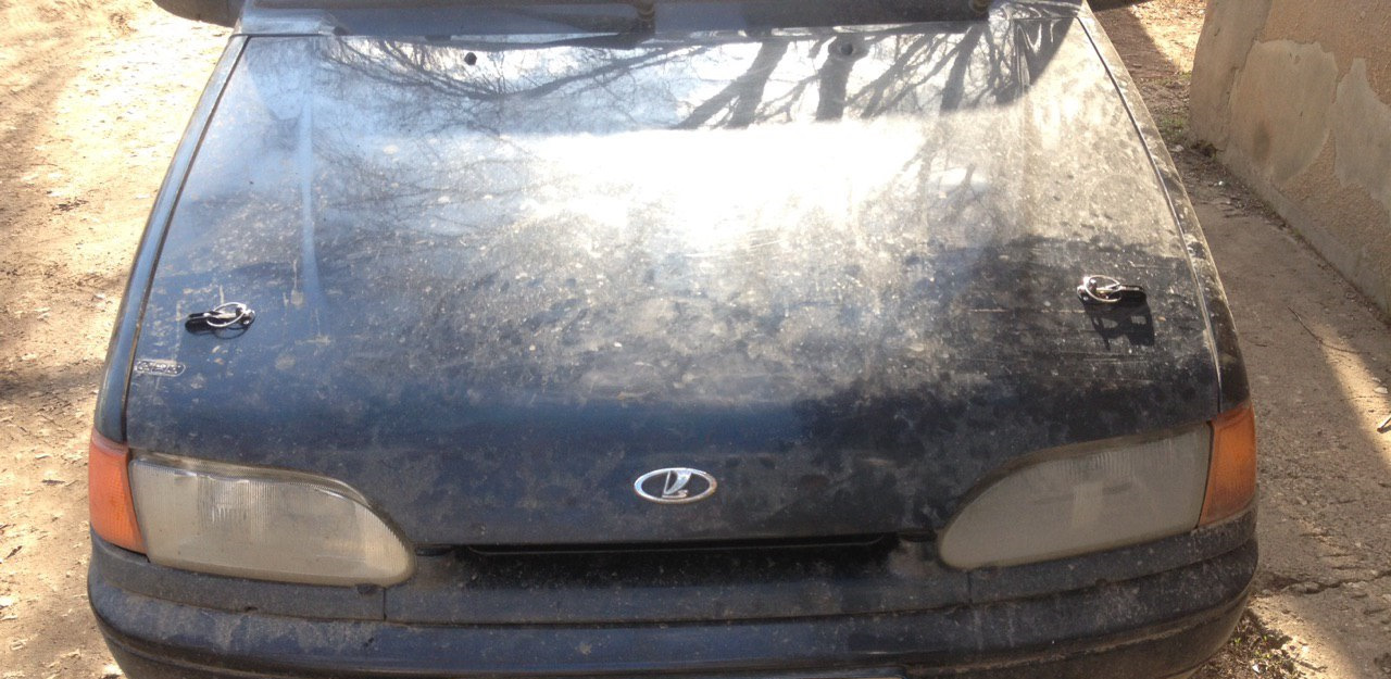 Спортивные замки на капот. — Lada 2113, 1,6 л, 2008 года | стайлинг ...
