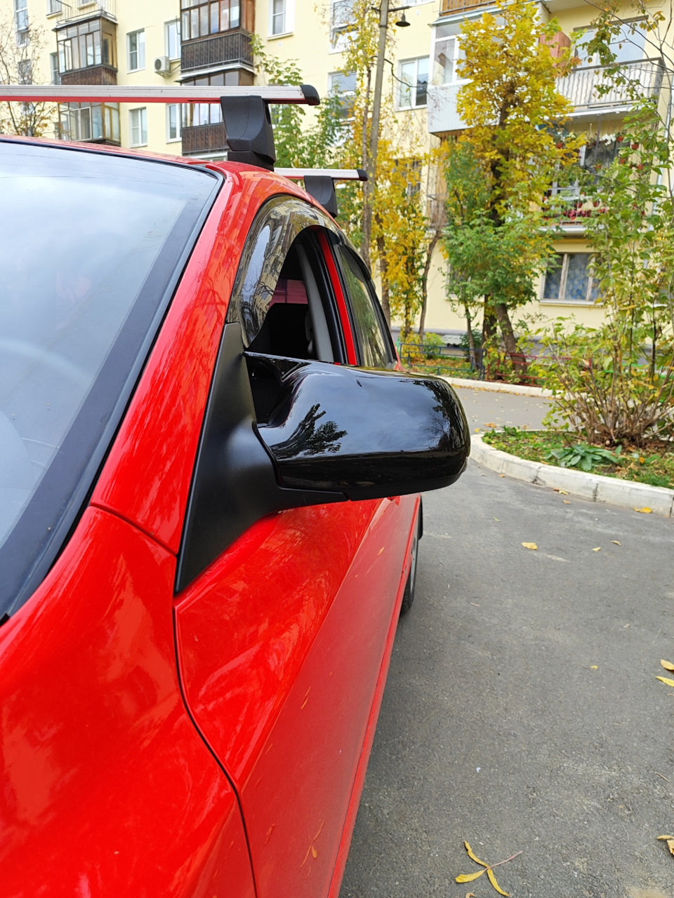 Накладки в стиле Batman водительского бокового зеркала — Mazda 3 (1G) BK