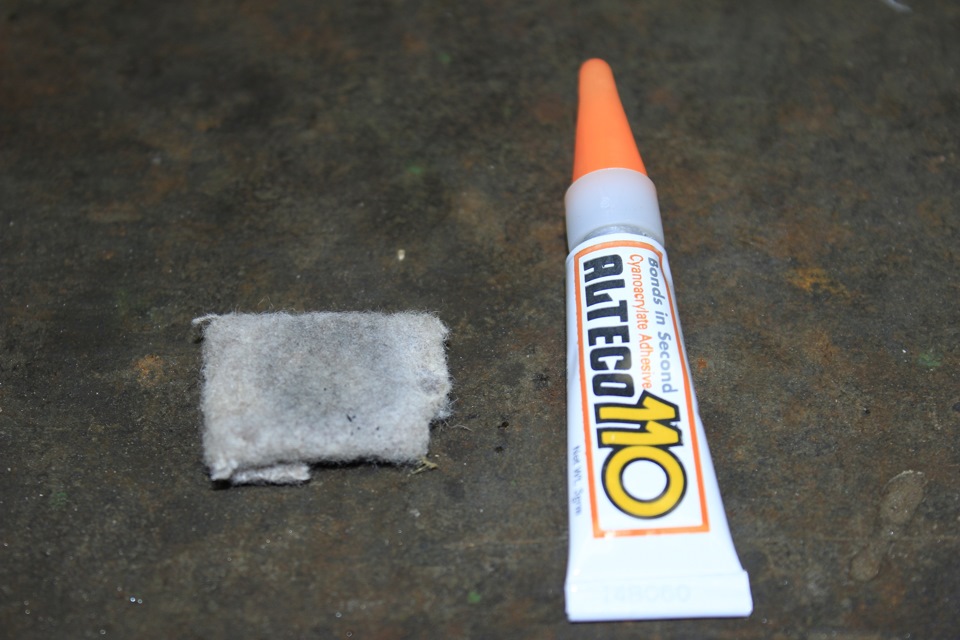 Убрал налет от габаритных лампочек в фаре — Ford Focus II Sedan, 1,8 л ...