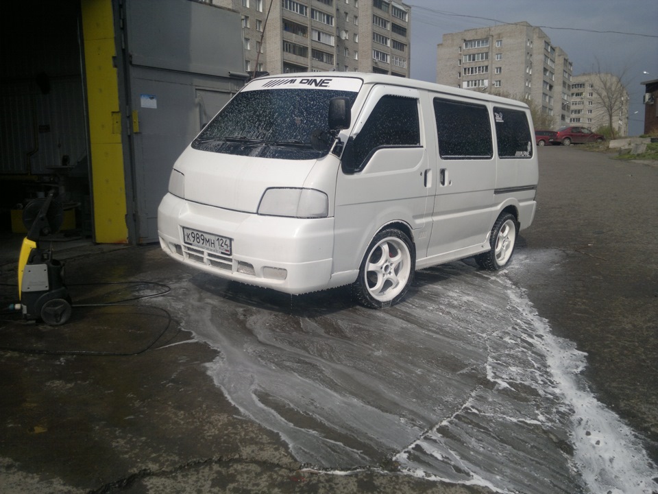 Nissan Vanette 2017