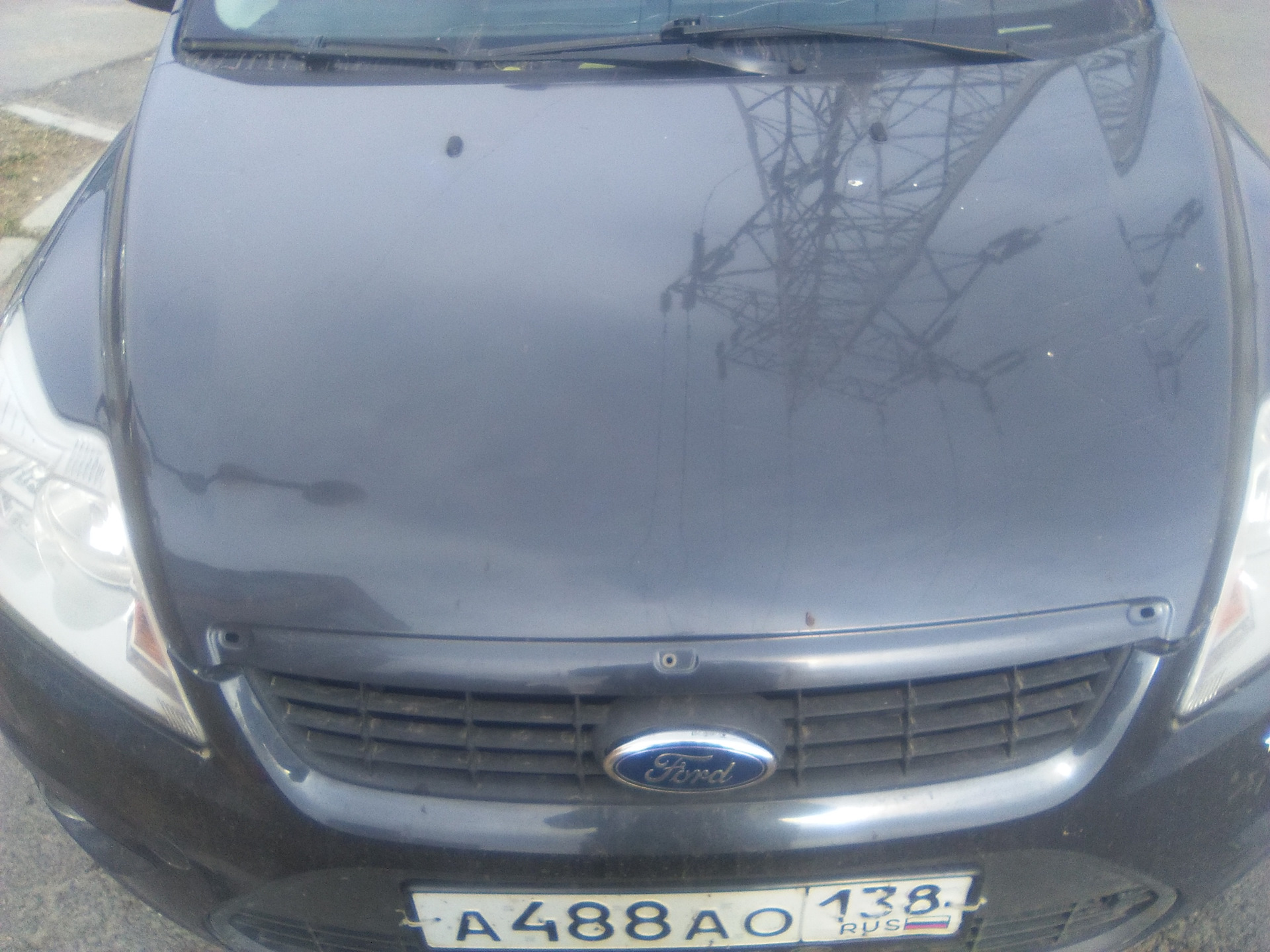 Сабля на капот. — Ford Focus II Hatchback, 1,6 л., 2010 года | кузовной ...