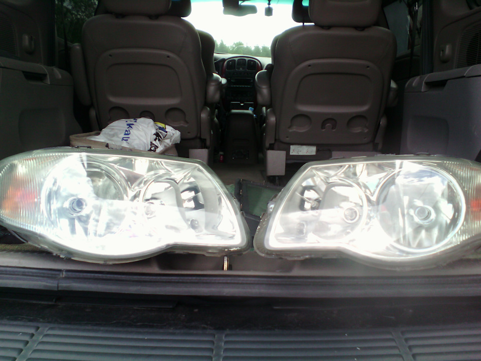 Фото в бортжурнале Chrysler Voyager (4G)