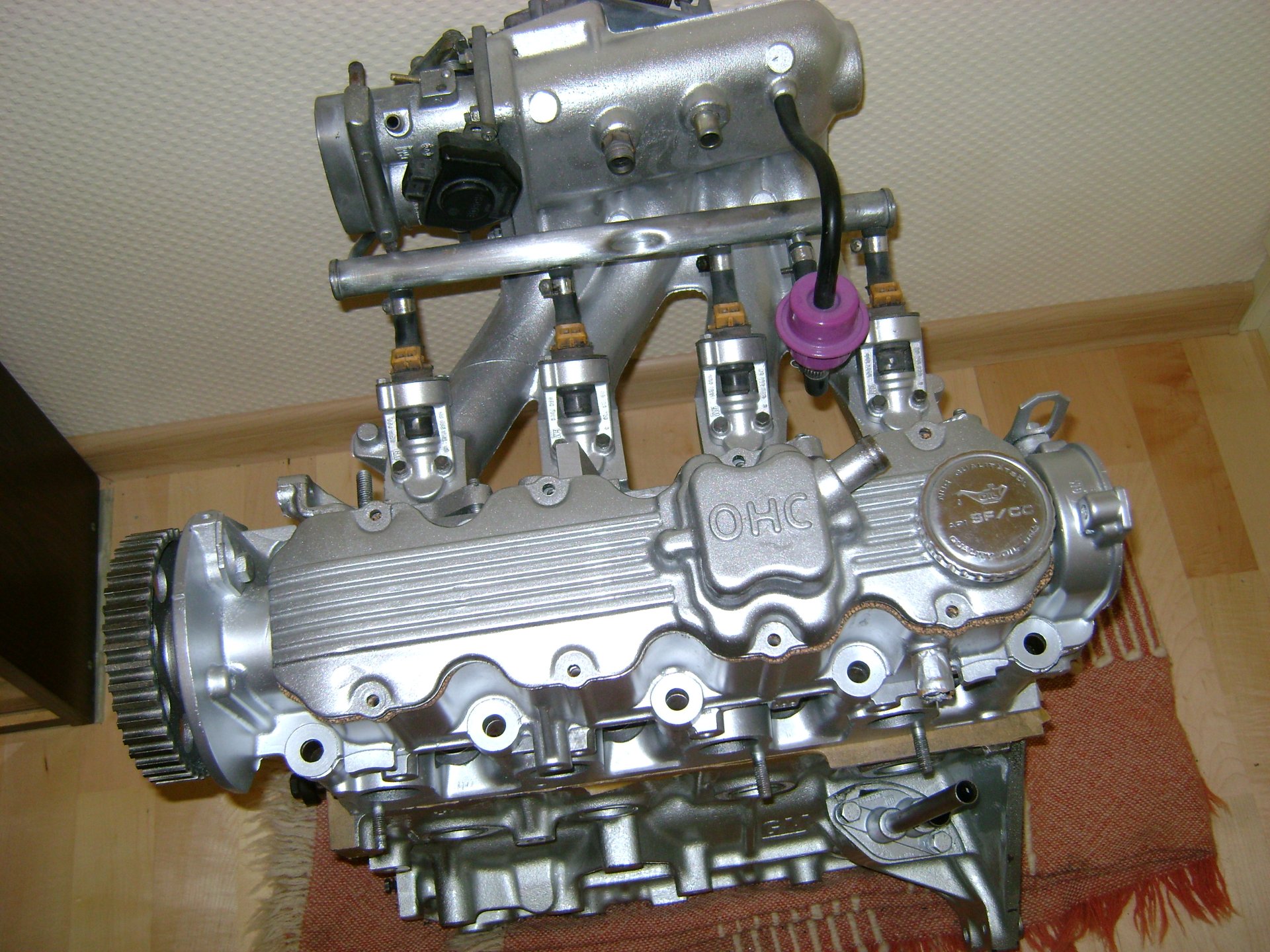 1 e 18. Двигатель Опель e18nv. ГБЦ Опель Аскона 2.0. Двигатель 18e Opel леджетроник. ГБЦ ca18e.
