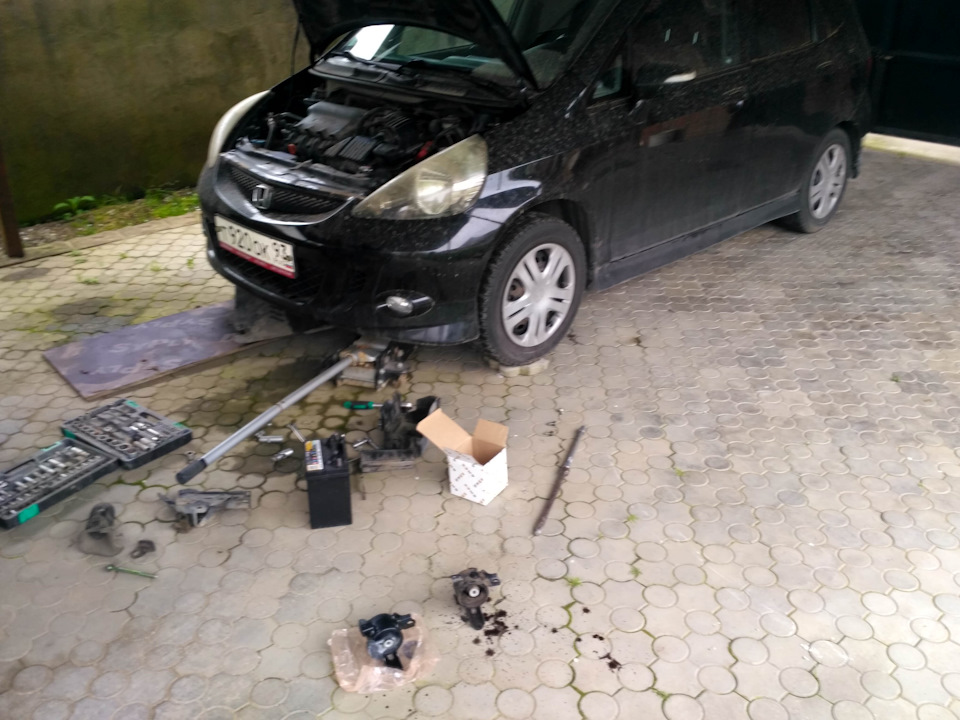 Подушка вариатора и общая информация. — Honda Jazz (1G), 1,4 л, 2008 ...