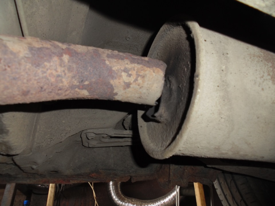 Оторвался глушитель и там и сям — Volvo 740, 2,3 л, 1988 года | своими ...