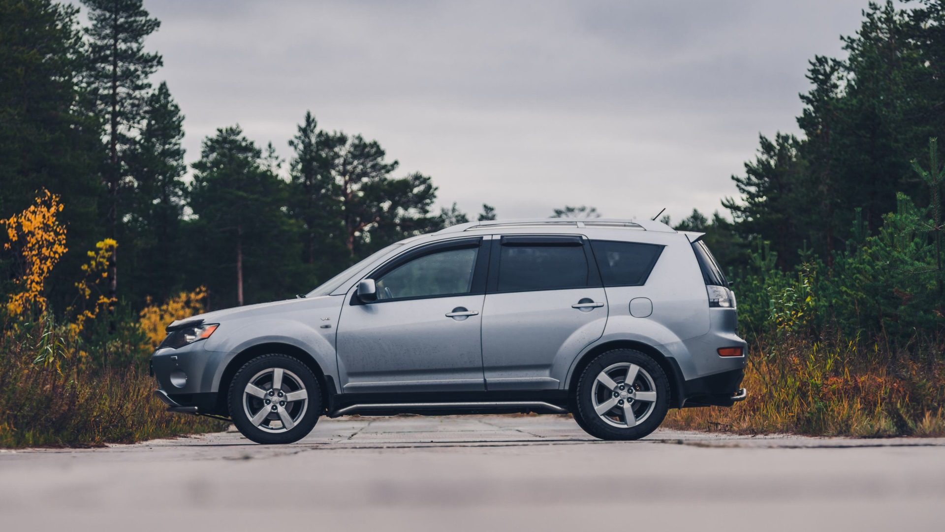 Митсубиси аутлендер 6. Митсубиси Аутлендер 2008. Mitsubishi Outlander XL белый. Митсубиси Аутлендер v6. Mitsubishi Outlander 3 v6.