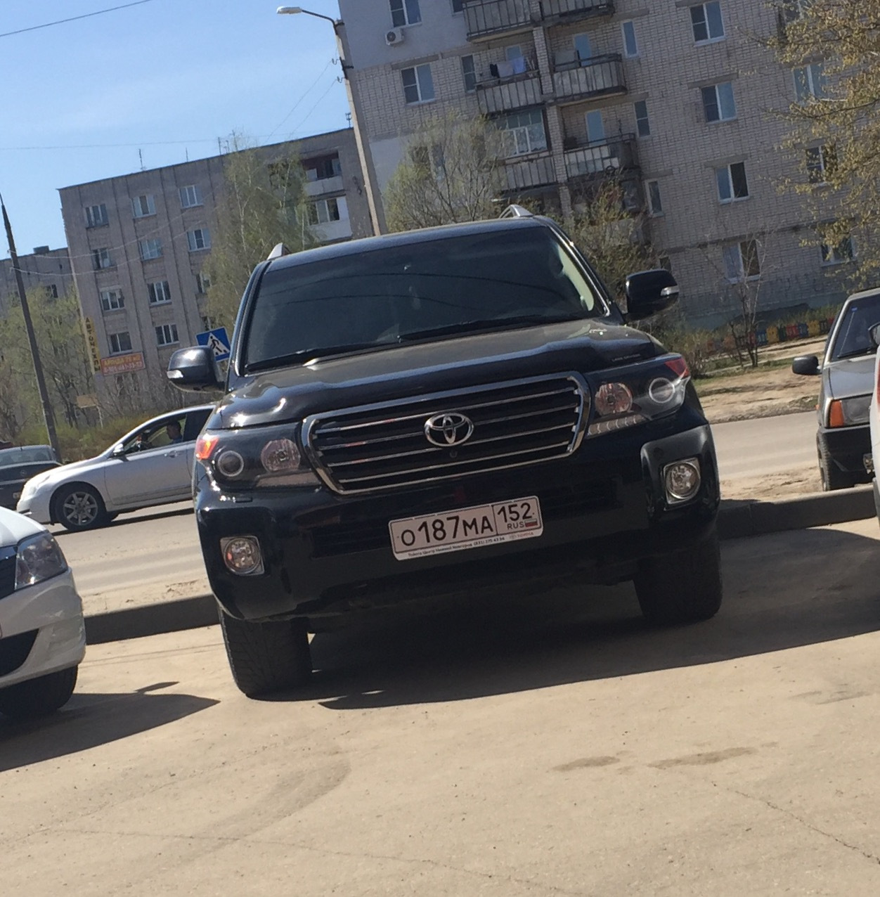 200 номера вариантов. Тойота ленд Крузер гос номер 003 1611. Лэнд Крузер 05 регион. Крузак 200 с номерами 05. Тойота ленд Крузер 200 с номерами.