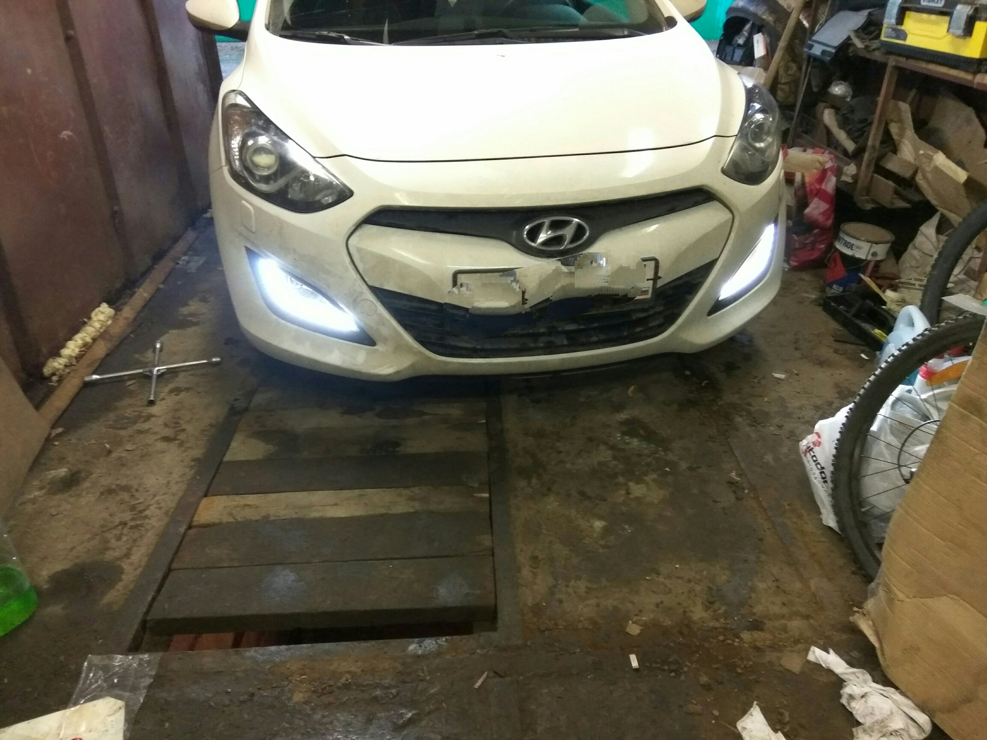 Как снять фару hyundai i30 Замена ПТФ - Hyundai i30 (2G), 1,6 л, 2013 года своими руками DRIVE2