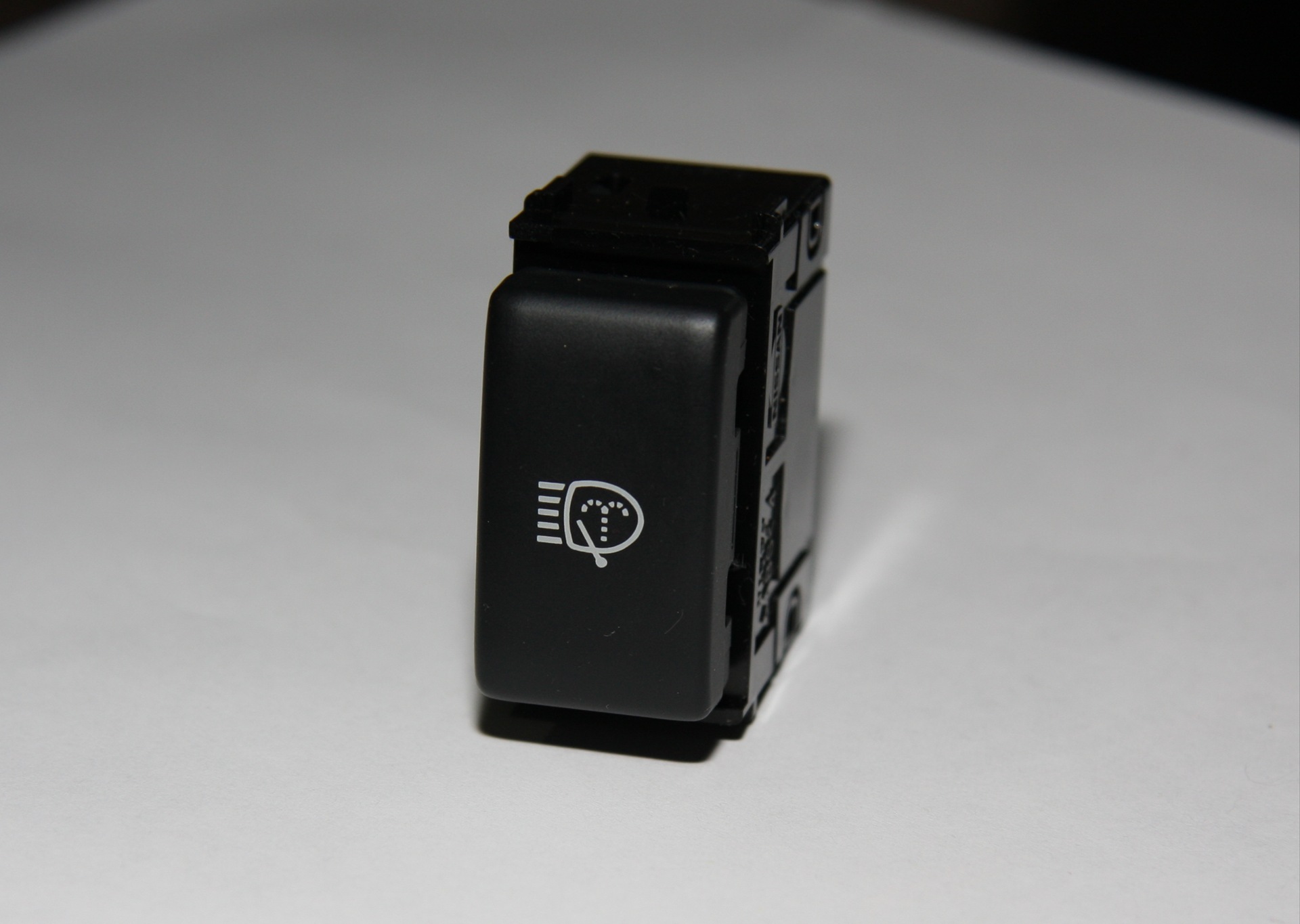 Кнопка омывателя фар ваз 2108. Кнопка омывателя фар нива ваз 2121. Кнопка стеклоомывателя. Ниссан note кнопка омывателя фар. Кнопка омывателя фар infiniti ex.